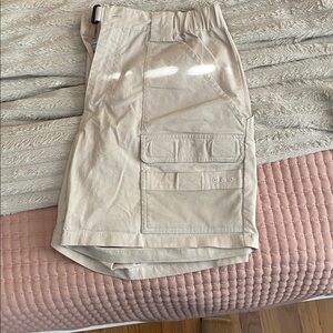 Men’s Columbia shorts